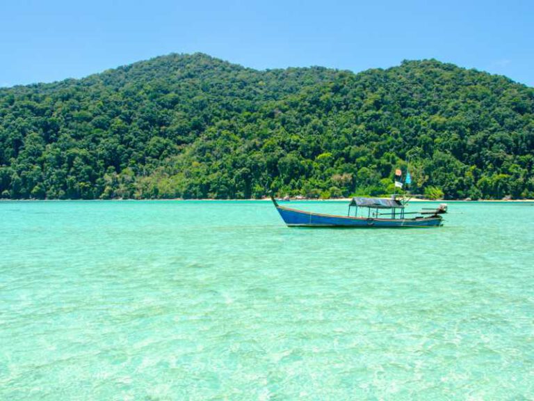 800 - Surin Islands -surin-island-boat