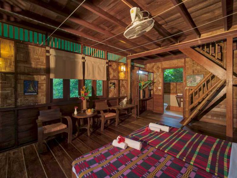 800 - Our Jungle Resorts - Double Story Tree House (8)