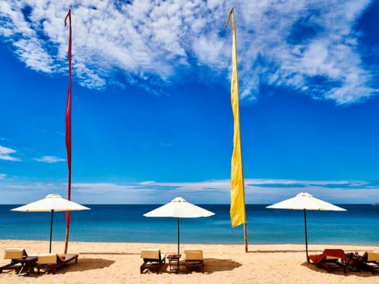 800 - Chen Sea - Lounge-chairs-and-Beach-Umbrellas