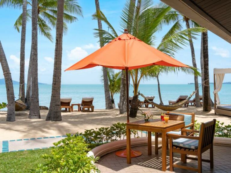 800 - Santiburi - 01-deluxe-beachfront-villa.-terrace-seaview