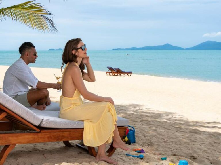800 - Santiburi - santiburi-resort-beach-couple
