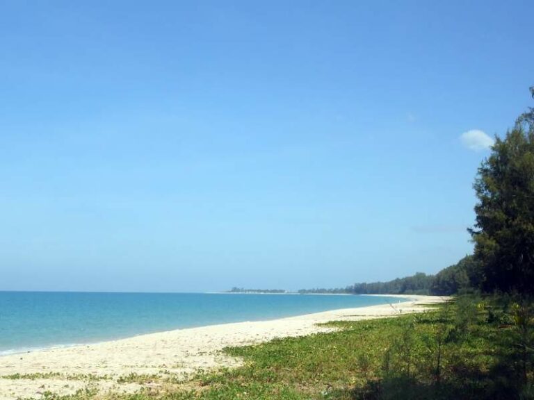 800 - Bangsak Village - Beach-2