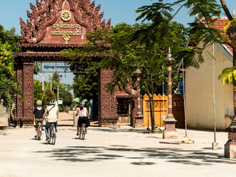 800 - 7D Cycling PNH-REP - EasiaEasia_Travel_Phnom_Penh_-_Mekong_Island_bicycle___tuktuk_Tour__Koh_Dach_Island_87470-1000px