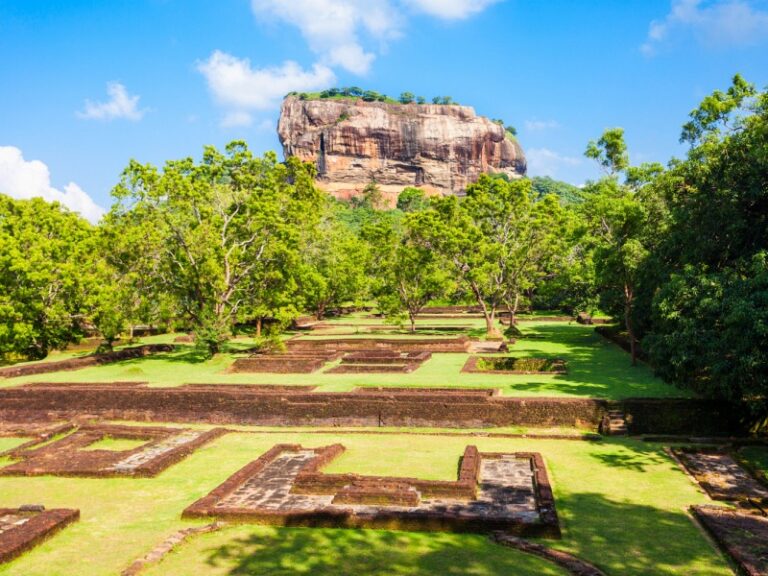 800 - 7D Klassik Sri Lankasigiriya-rock-sri-lanka(1)