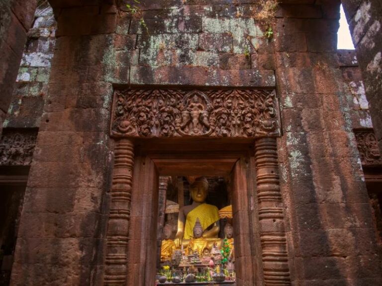800 - RI-L-4-002Vat-Phu-temple2