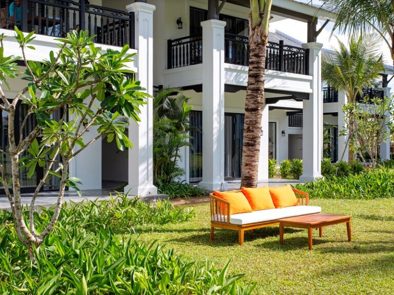 800 - Bliss Hoi AnIndochine outside view
