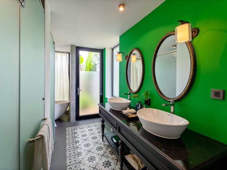 800 - Bliss Hoi AnTwo Bedroom Pool Villa bathroom
