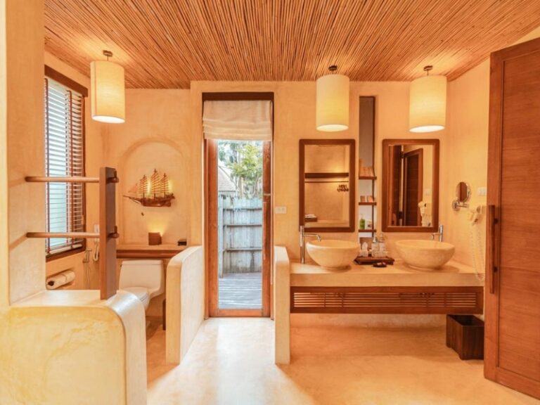 800 - High Season Pool Villa KOOD483907676