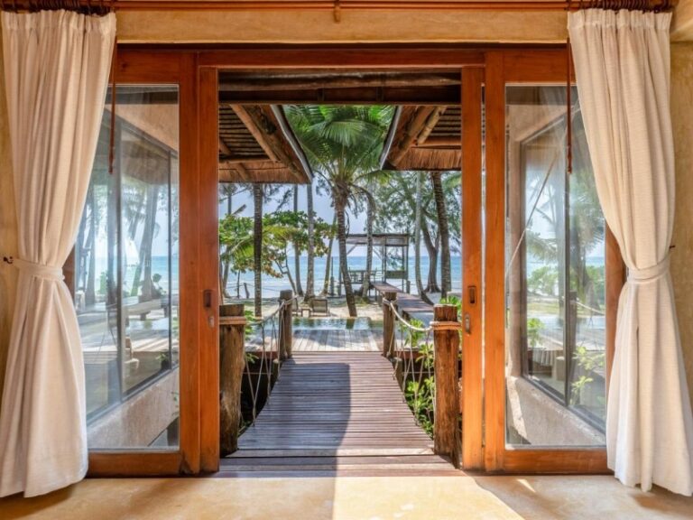 800 - High Season Pool Villa KOOD483909093