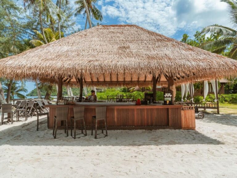 800 - High Season Pool Villa KOOD483912177