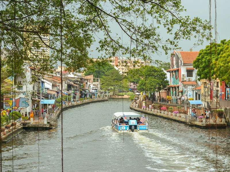 800 - Malakkafajri-hafizh-2AWi2LKFvuo-unsplash