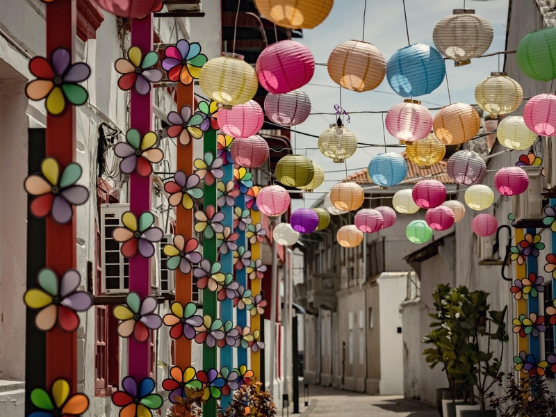 800 - Penangcolorful-chinese-lanterns-on-the-street-of-george-town-penang-preparation-for-chinese-new-year