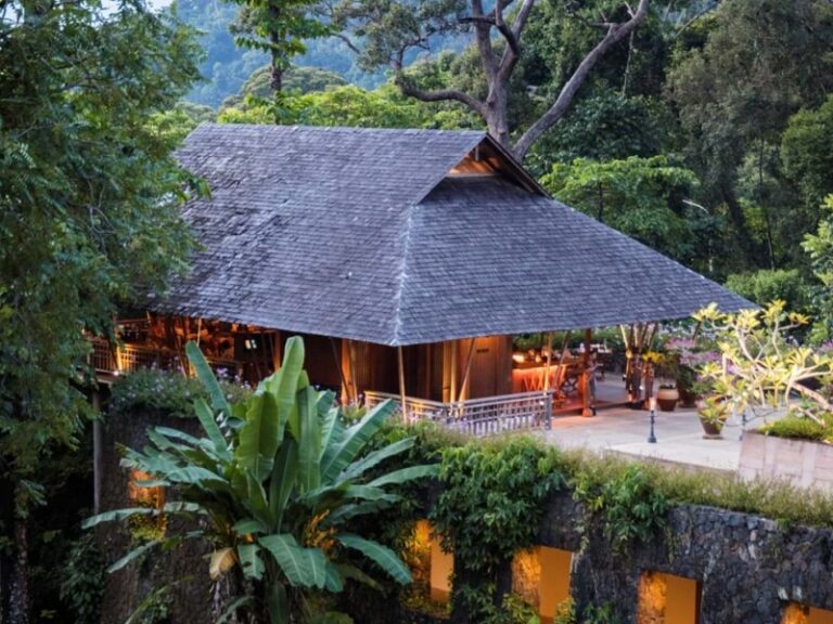 800 - The Datai1pavillion_a7a1518_pg40-3