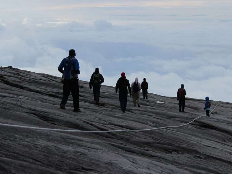 800 - Mount KinabaluMt. Kinabalu Climb 3