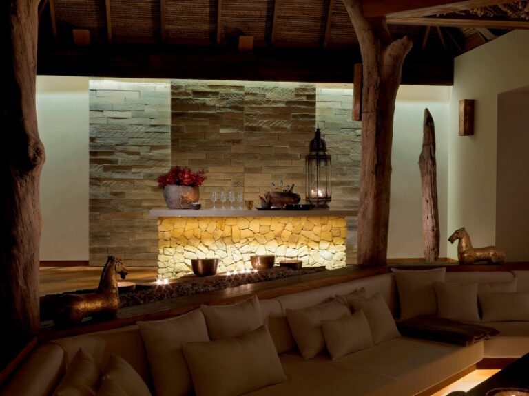 800x600 - Song Saa - Two Bedroom Jungle Villatwo-bedroom-over-water-interior-living-room-song-saa-private-island