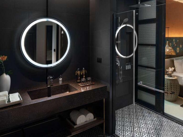 800 - Grand Mercure Khao Lak - GMKL_DeluxePool_DSC04151_191_Final-web