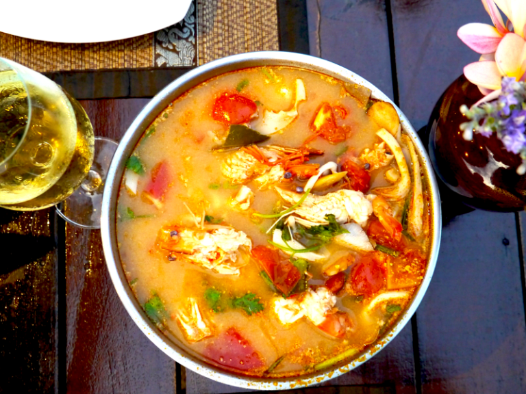 800x600 - Ao Thai Resort - P1040720_essen3