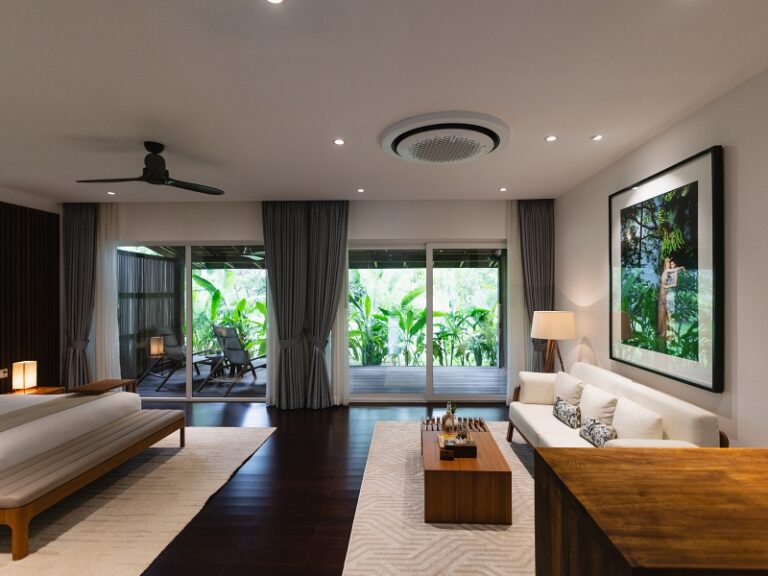 800x600 - Farmhouse Signature - Luxury Bungalow Suite