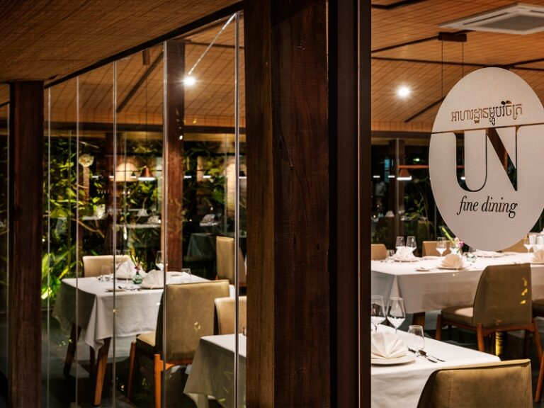 800x600 - Farmhouse Signature - Restaurant UN–Fine Dining