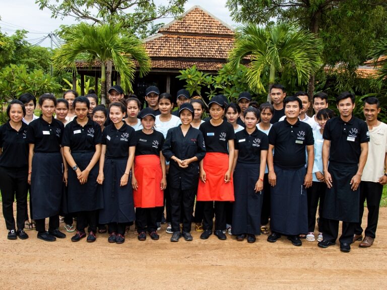 800x600 - Farmhouse Staff - FARMHOUSE Team