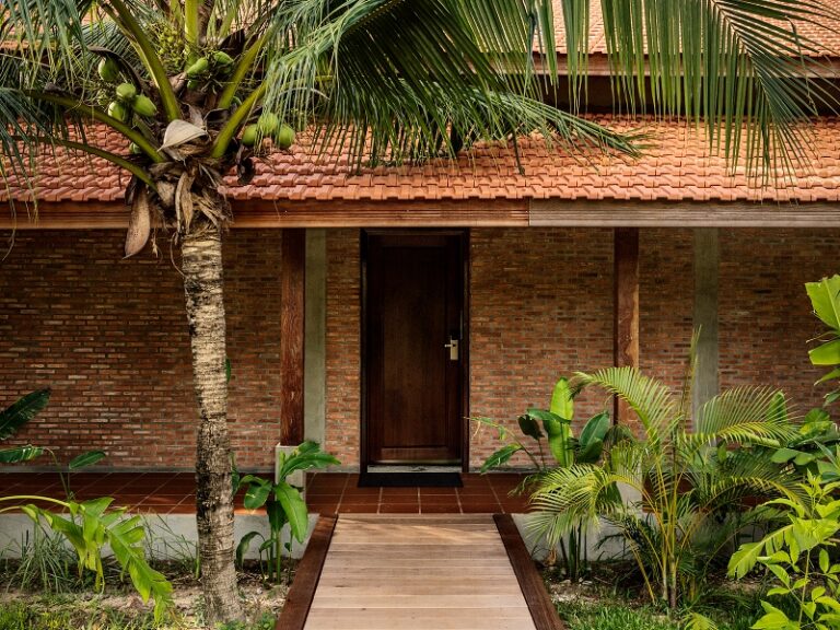 800x600 - Farmhouse Zimmer - Luxury Suite Bungalow-Entrance