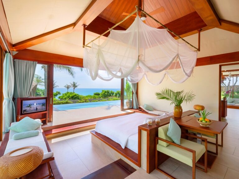 800x600 - Fusion Cam Ranh Accomodation - Two-Bedroom Ocean View Pool Villa 1