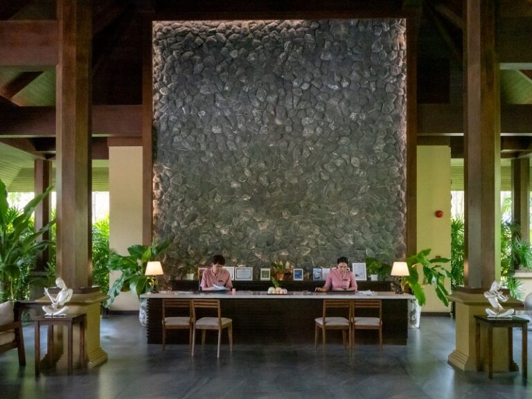 800x600 - Khanom Beach Resort Lobby - DSC04959