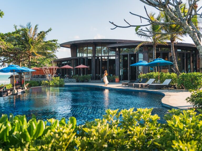 800x600 - Khanom Beach Resort Overview - C1_00110-Edit_OG