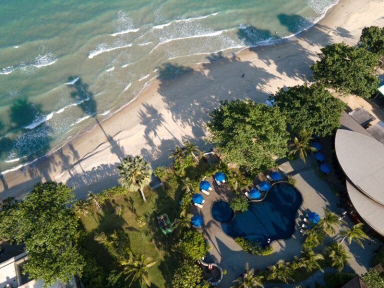 800x600 - Khanom Beach Resort Overview - DJI_0036
