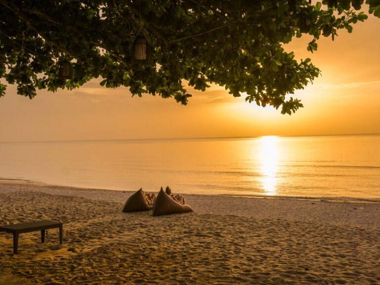 800x600 - Khanom Beach Resort Overview - DSC07317