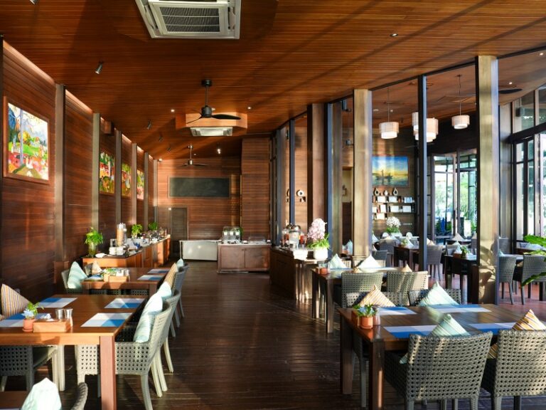 800x600 - Khanom Beach Resort Restaurant - DSC07321