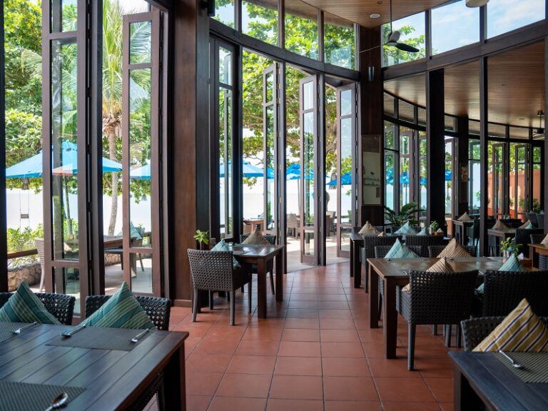 800x600 - Khanom Beach Resort Restaurant - DSC08941