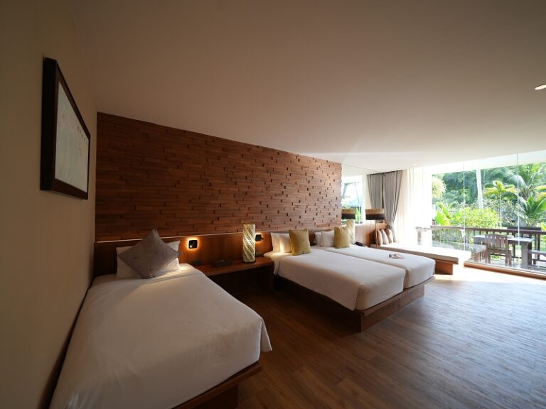 800x600 - Le Vimarn Family Premier Garden - Family Premier Garden View - Bed with view