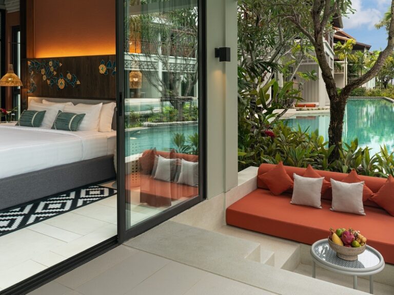 800x600 - Grand Mercure Bangsak - GMKL_DeluxePool_DSC00281_Crop_Final2_229-web