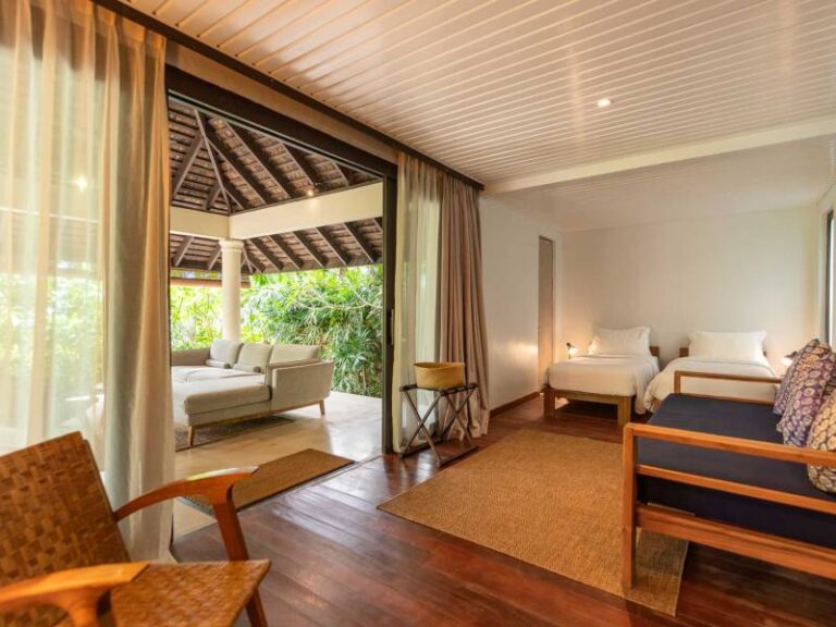 800 - Batu Batu - batu-batu-2-bedroom-poolside-villa-photo-10-2