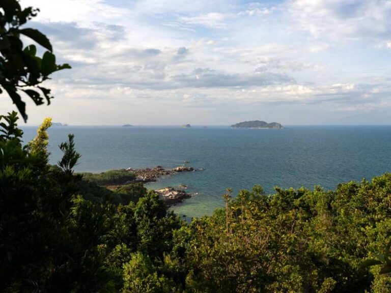 800 - Batu Batu - batu-batu-sustainability-island-quote-02