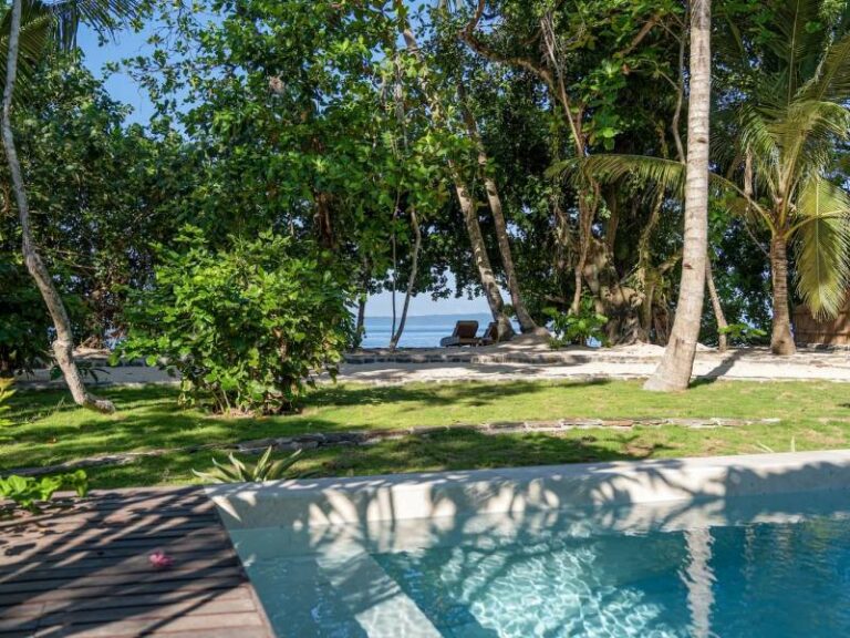 800 - Coral Eye - Coral+Eye_Pool+Villa_view+from+pool