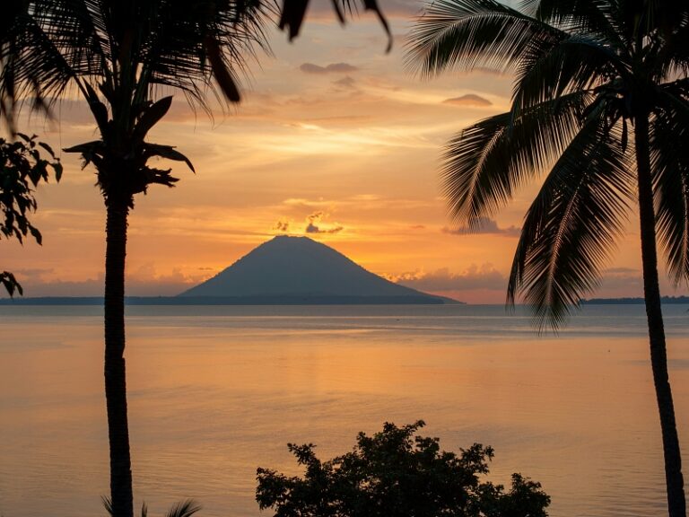800x600 - Sulawesicrispin-jones-VGpiMzg45HE-unsplash