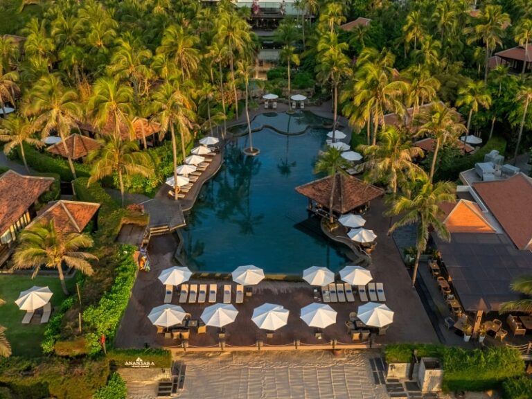 800 - Anantara Mui Neanantara_mui_ne_dawn_view_1920x1037