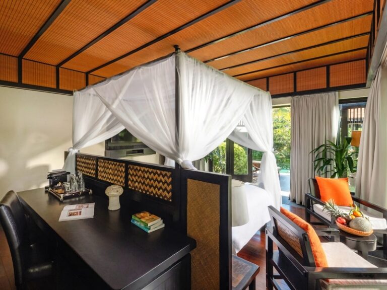 800 - Anantara Mui Neanantara_mui_ne_resort_one_bedroom_pool_villa_interior_1920x1037