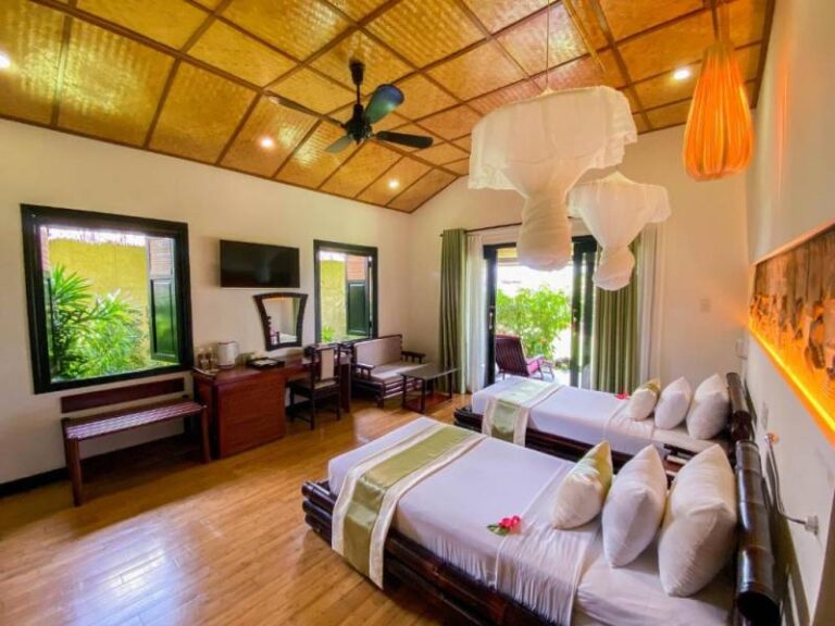 800 - Bamboo Village - 332428132