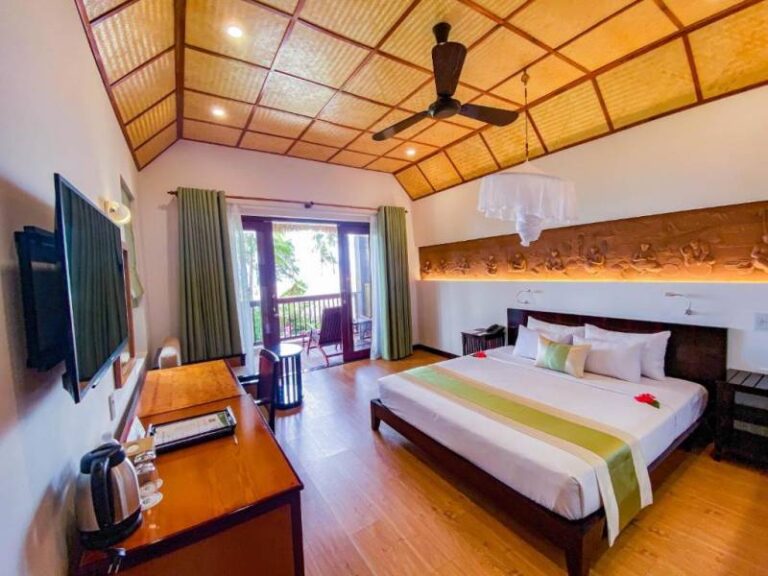 800 - Bamboo Village - 332429083