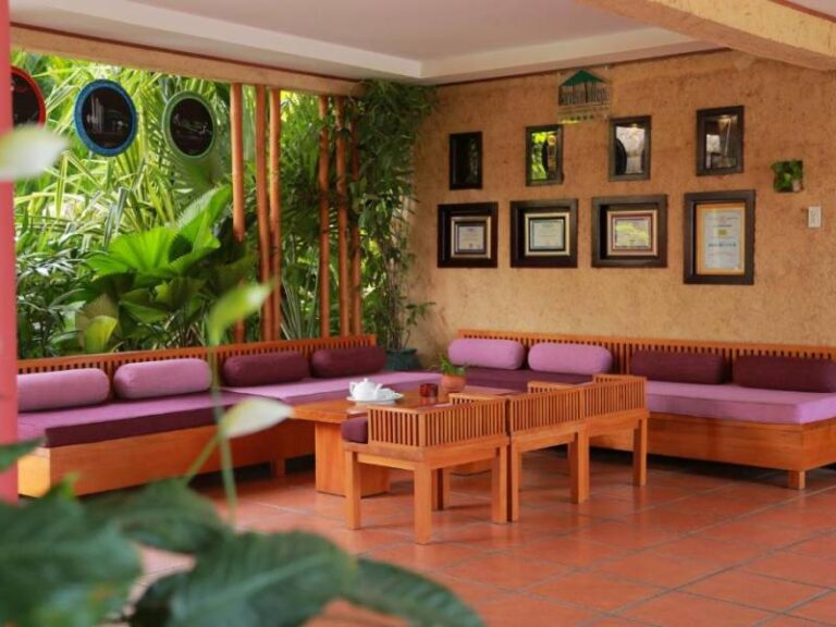 800 - Bamboo Village - 437086207