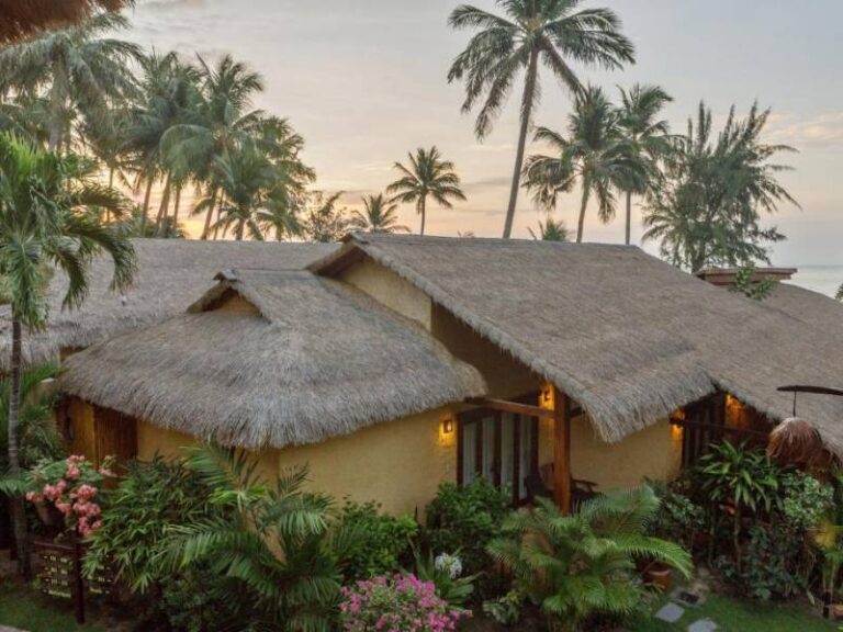 800 - Bamboo Village - 437090948