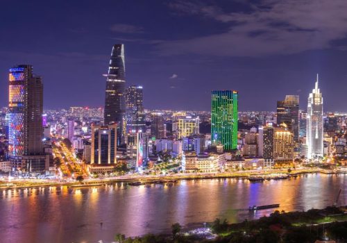 360x360 - luftaufnahme-der-bitexco-tower-gebaeude-strassen-thu-thiem-2-bruecke-und-saigon-river-in-ho-chi-minh-stadt-weit-weg-ist-landmark-81-wolkenkratzer-reisekonzept