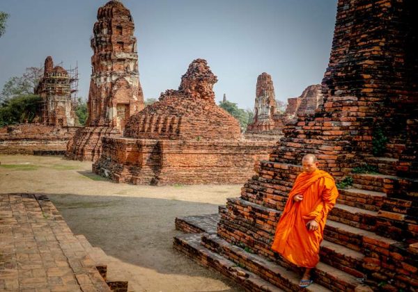 800 - Ayutthaya - aaron-thomas-VAz5eDPJDF4-unsplash