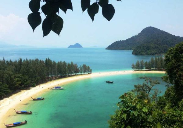800 - Ban Talae Nok - 4- Ban Talaenok (c) Andaman Discoveries