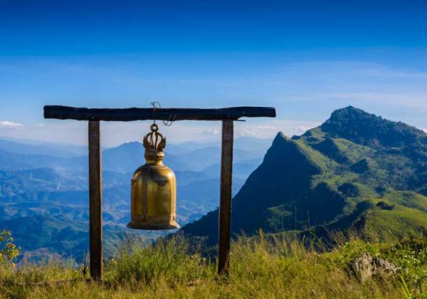 800 - Chiang Rai -bell-on-doi-pha-tang-viewpoint-chiang-rai-province-in-thailand-beautiful-location