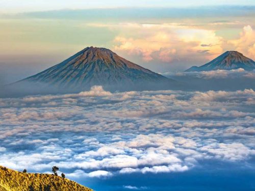 800 - Indonesien - volcano-3779159_1920