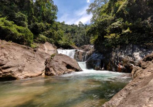 800 - Koh Chang - tharn-mayom-waterfall-koh-chang-trat-the-lush-tropical-forest